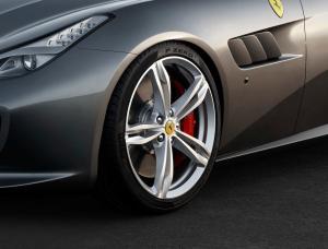 Фото Ferrari GTC4Lusso I