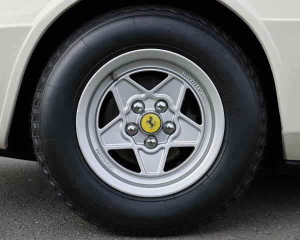 Фото Ferrari Dino 208/308 GT4 I Купе