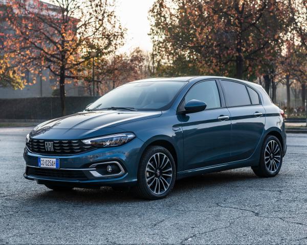 Фото Fiat Tipo 356 Рестайлинг Хэтчбек 5 дв.