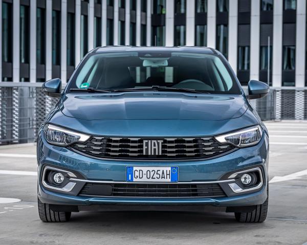 Фото Fiat Tipo 356 Рестайлинг Хэтчбек 5 дв.