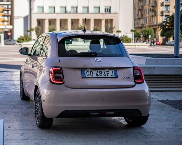 Фото Fiat 500 III Хэтчбек 4 дв.