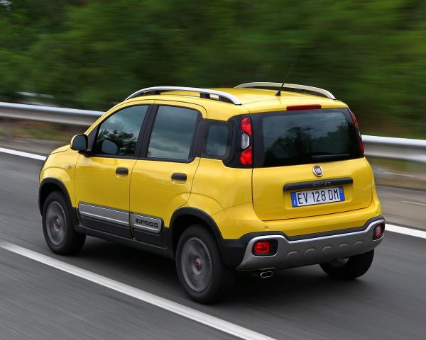 Фото Fiat Panda III Хэтчбек 5 дв. Cross