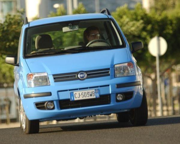 Фото Fiat Panda II Хэтчбек 5 дв.