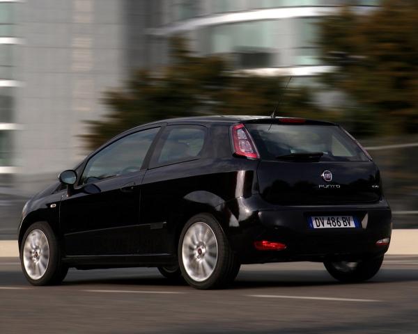 Фото Fiat Punto III Grande Punto Хэтчбек 3 дв.