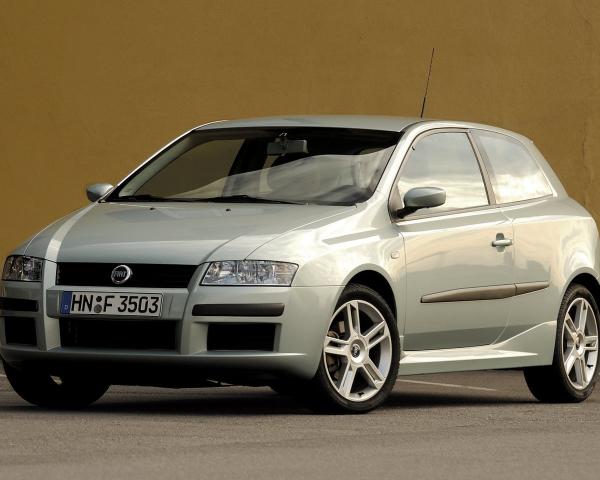 Фото Fiat Stilo I Хэтчбек 3 дв.