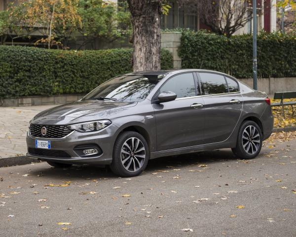 Фото Fiat Tipo 356 Седан