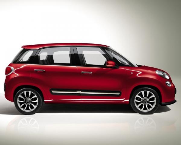 Фото Fiat 500L I Компактвэн