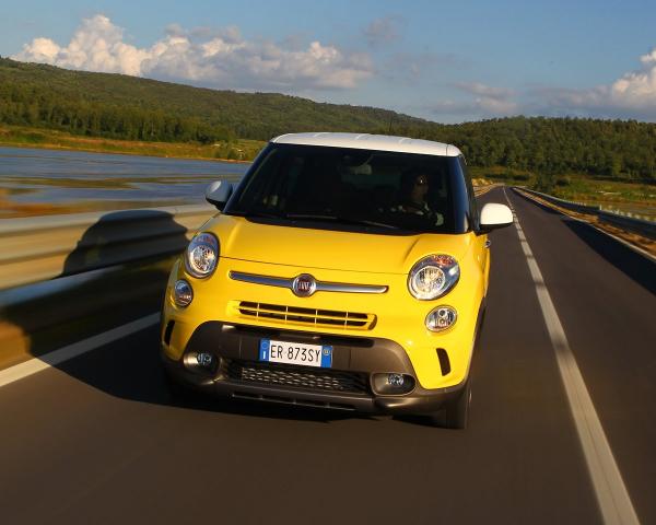 Фото Fiat 500L I Компактвэн Trekking