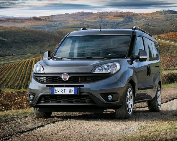 Фото Fiat Doblo II Рестайлинг Фургон Maxi