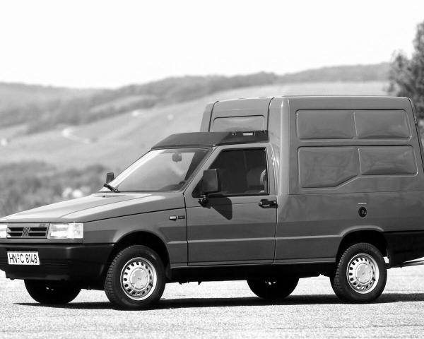 Фото Fiat Fiorino II Фургон