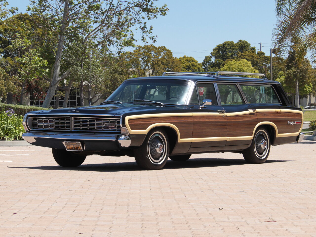 Фото Ford Country Squire IV