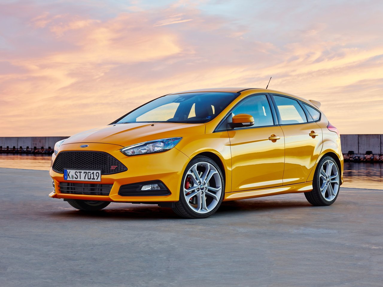 Фото Ford Focus ST III Рестайлинг