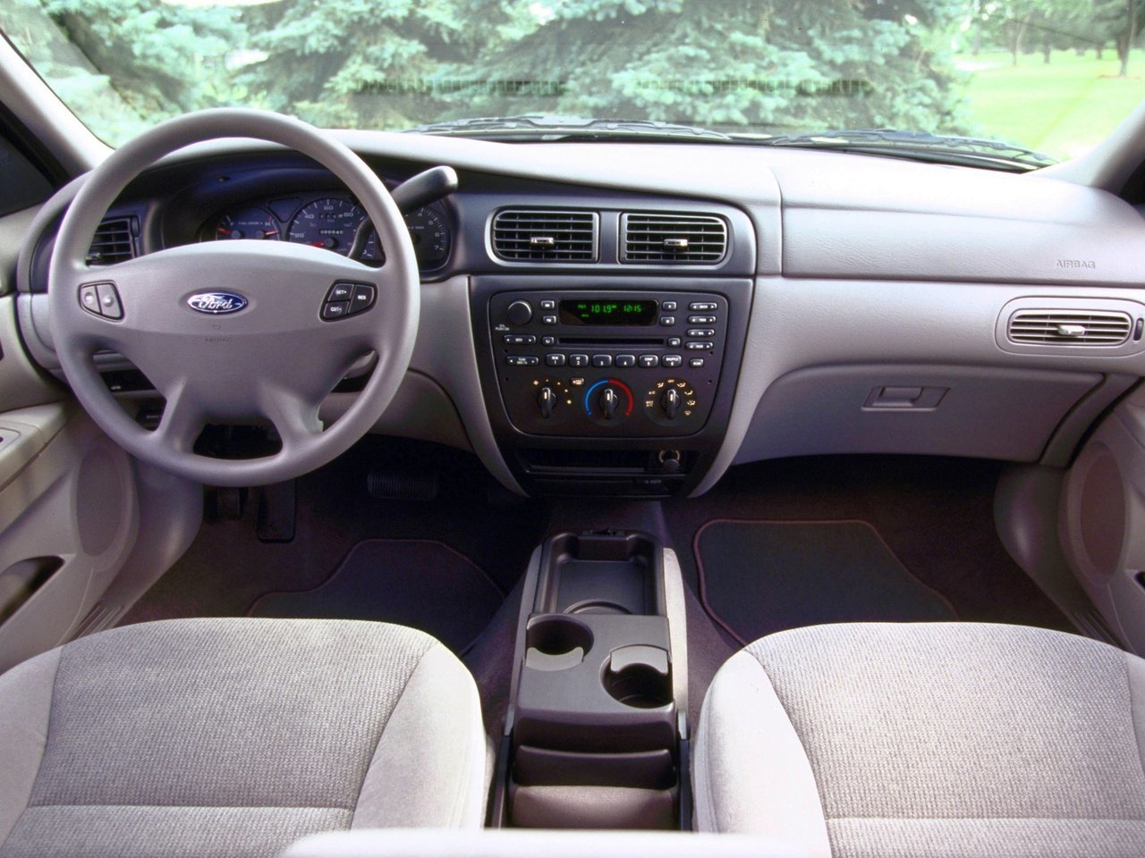 Ford Taurus 2002