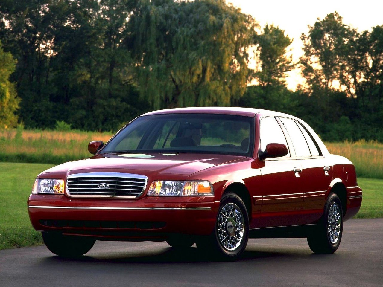 Фото Ford Crown Victoria II