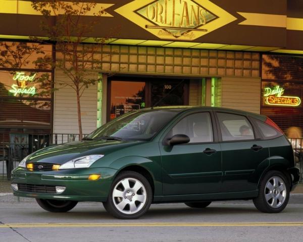 Фото Ford Focus I (North America) Хэтчбек 5 дв.