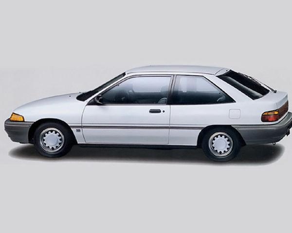 Фото Ford Laser III Купе