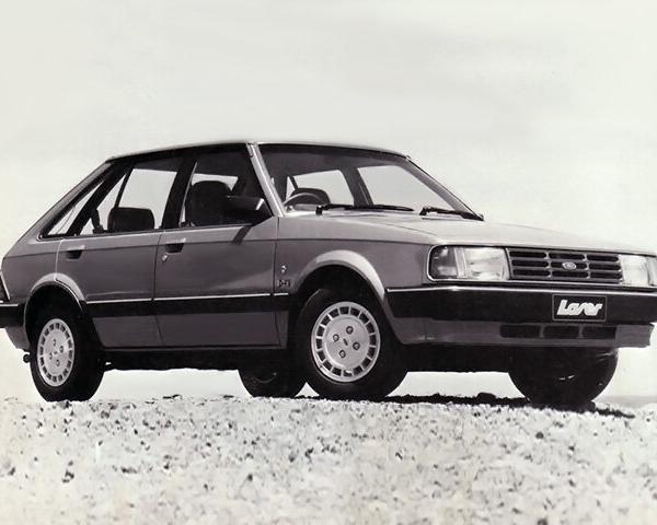 Фото Ford Laser I Хэтчбек 5 дв.