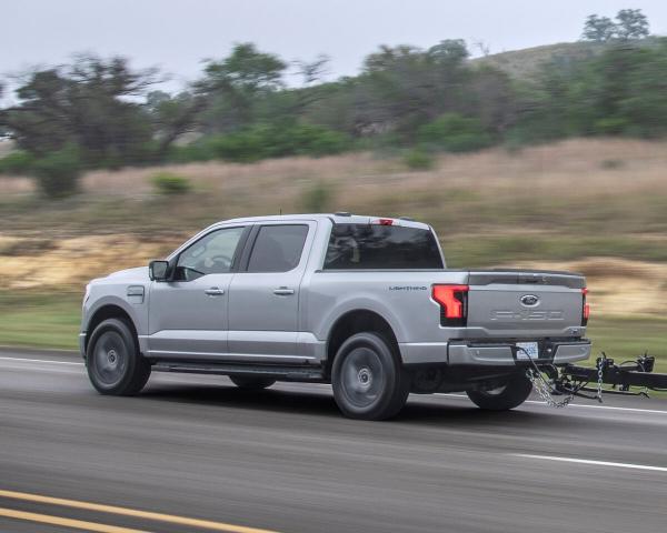 Фото Ford F-150 XIV Пикап Двойная кабина Lightning