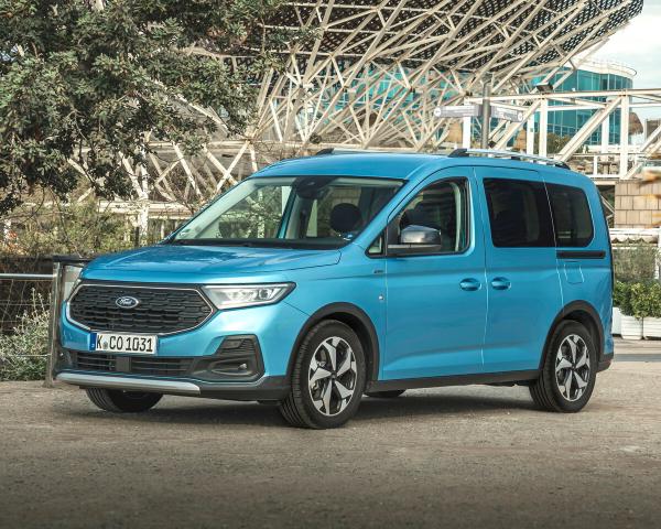 Фото Ford Tourneo Connect III Компактвэн