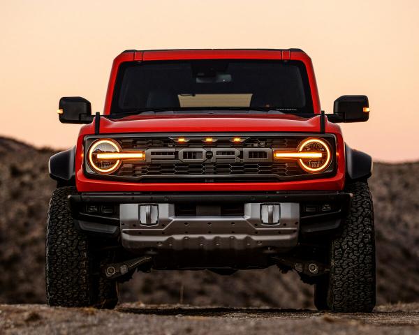 Фото Ford Bronco VI Внедорожник 5 дв. Raptor