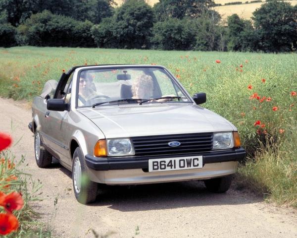 Фото Ford Escort III Кабриолет