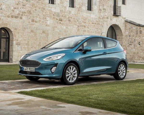 Фото Ford Fiesta VII Хэтчбек 3 дв.