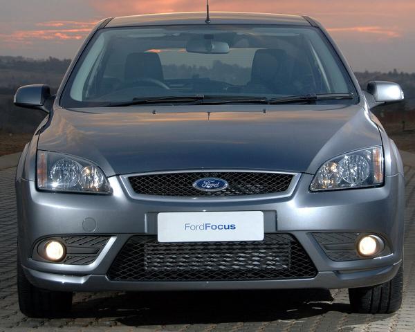 Фото Ford Focus II Хэтчбек 3 дв.