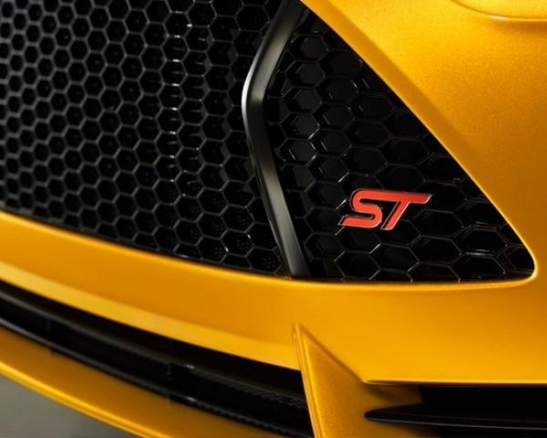 Фото Ford Focus ST III Хэтчбек 5 дв.