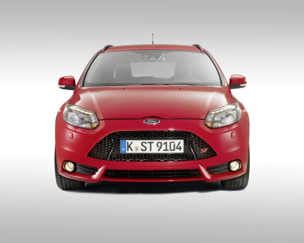 Фото Ford Focus ST III Универсал 5 дв.