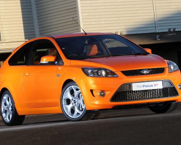 Фото Ford Focus ST II Рестайлинг Хэтчбек 3 дв.