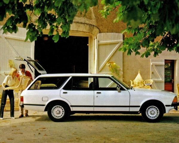 Фото Ford Granada II Универсал 5 дв.