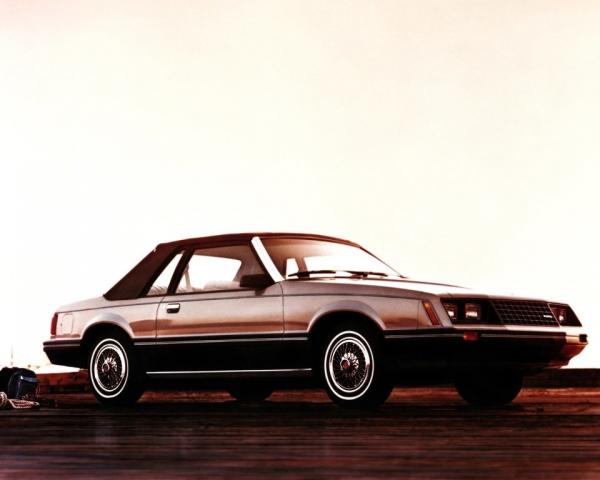 Фото Ford Mustang III Купе