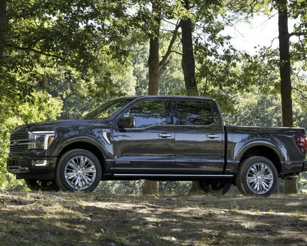 Фото Ford F-150 XIV Рестайлинг Пикап Двойная кабина SuperCrew