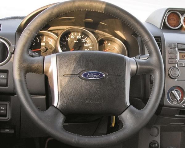 Фото Ford Ranger II Рестайлинг Пикап Полуторная кабина Rap Cab