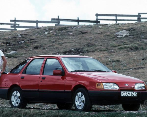 Фото Ford Sierra I Рестайлинг Хэтчбек 5 дв.