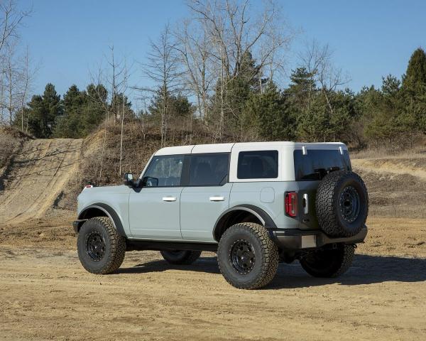 Фото Ford Bronco VI Внедорожник 5 дв.