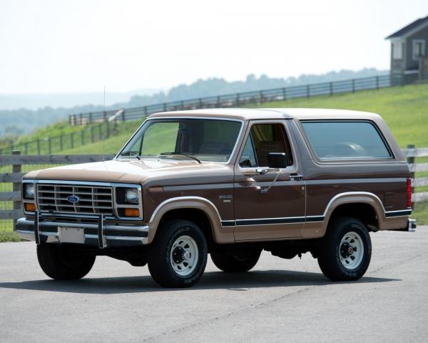 Фото Ford Bronco III Внедорожник 3 дв.