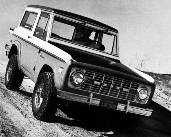 Фото Ford Bronco I Внедорожник 3 дв.