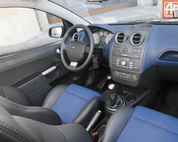 Фото Ford Fiesta ST V Рестайлинг Хэтчбек 3 дв.
