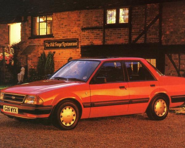 Фото Ford Orion I Седан