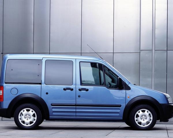 Фото Ford Tourneo Connect I Компактвэн SWB