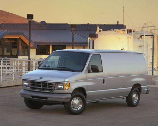 Фото Ford Econoline IV Фургон