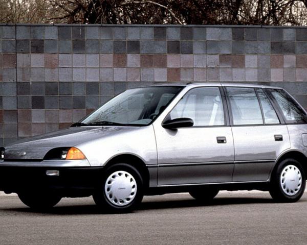 Фото Geo Metro I Хэтчбек 5 дв.