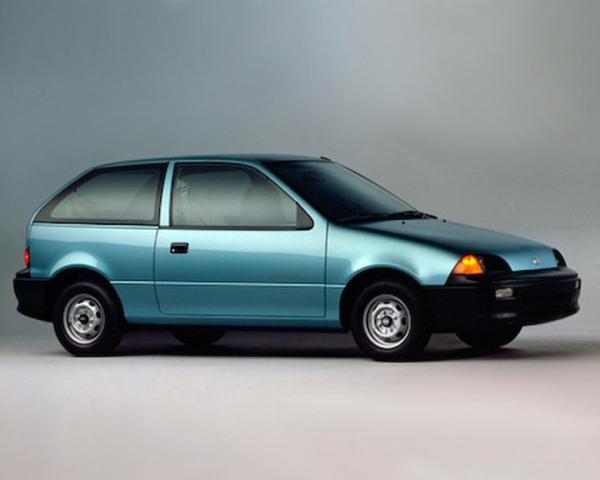 Фото Geo Metro I Хэтчбек 3 дв.