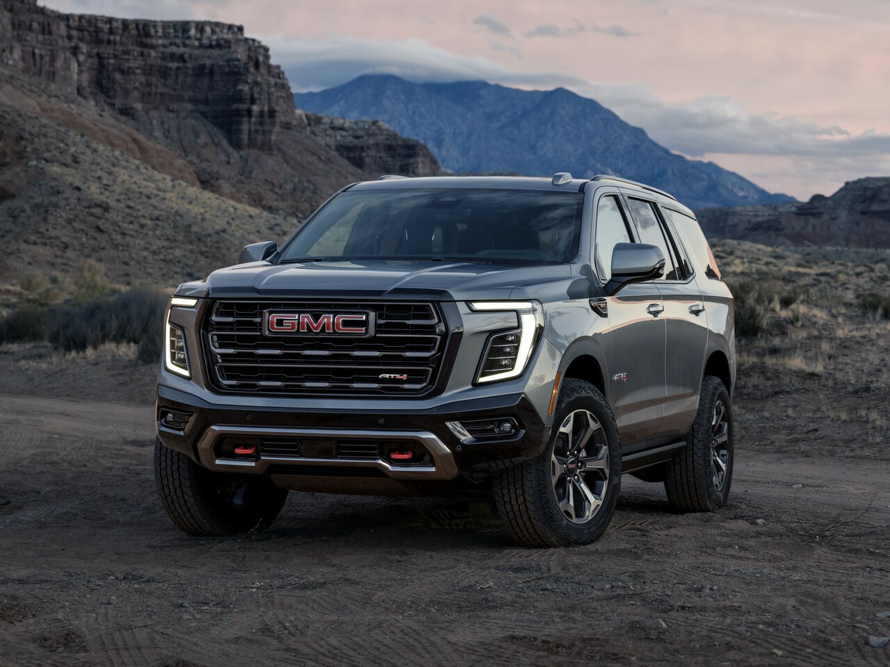 Фото GMC Yukon V Рестайлинг