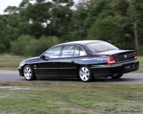 Фото Holden Caprice II Седан