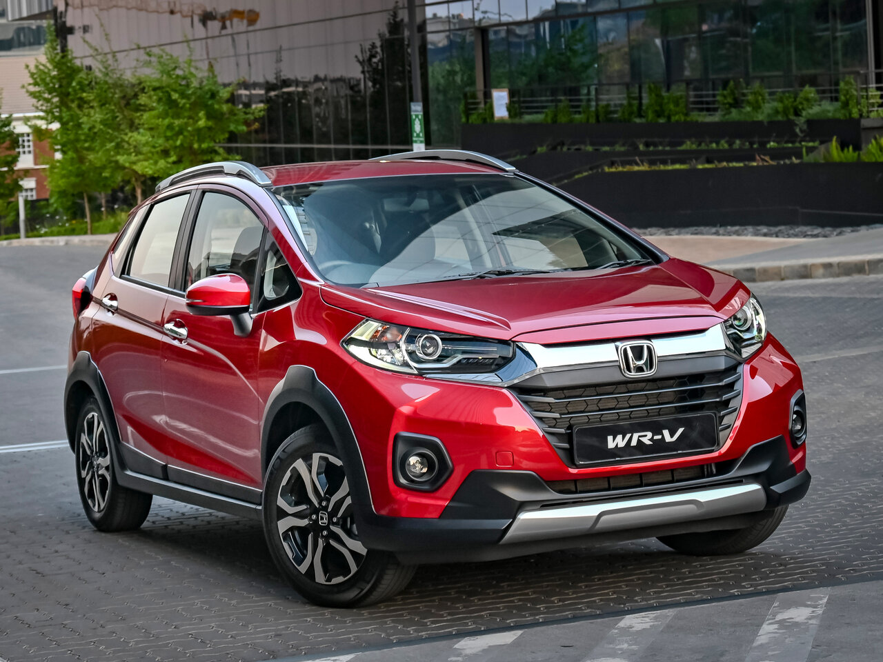 Фото Honda WR-V I Рестайлинг