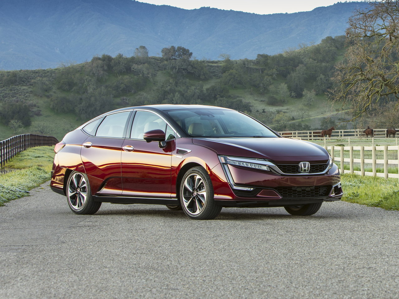 Фото Honda FCX Clarity II