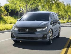 Фото Honda Odyssey (North America) V Рестайлинг 2