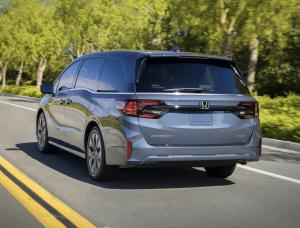 Фото Honda Odyssey (North America) V Рестайлинг 2